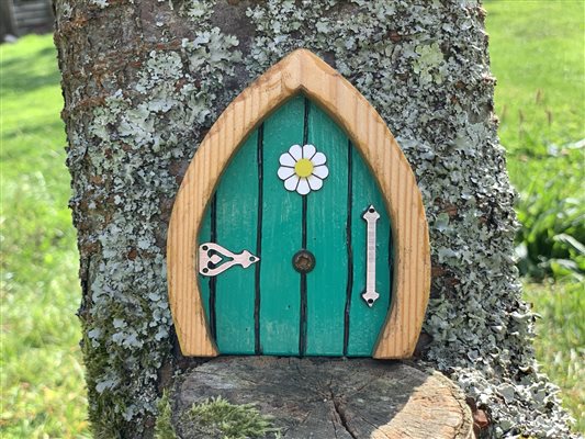 Fairy and Elf Door Hunt